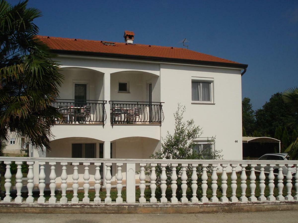 Apartmani I Soba Mia Пореч Экстерьер фото